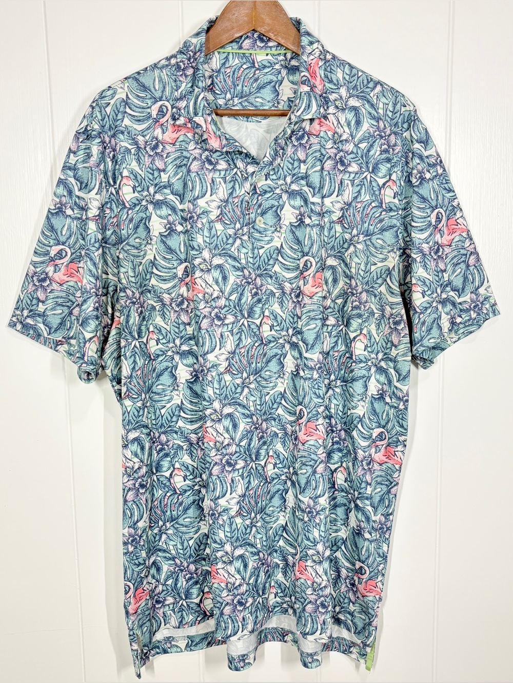 johnnie-O Men’s Short Sleeve Raymond Tropical Flamingo Print Size XL